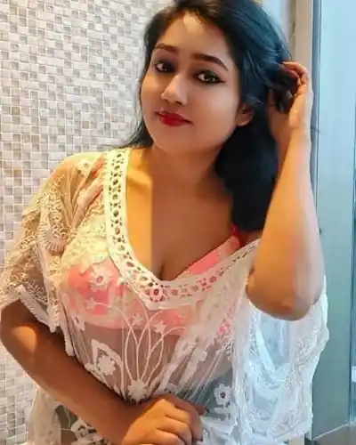 Qamrunisha Khan